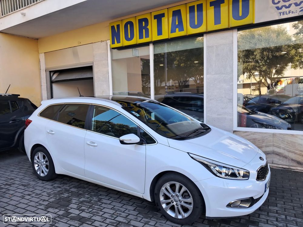 Kia Ceed SW 1.4 CRDi More Edition - 9