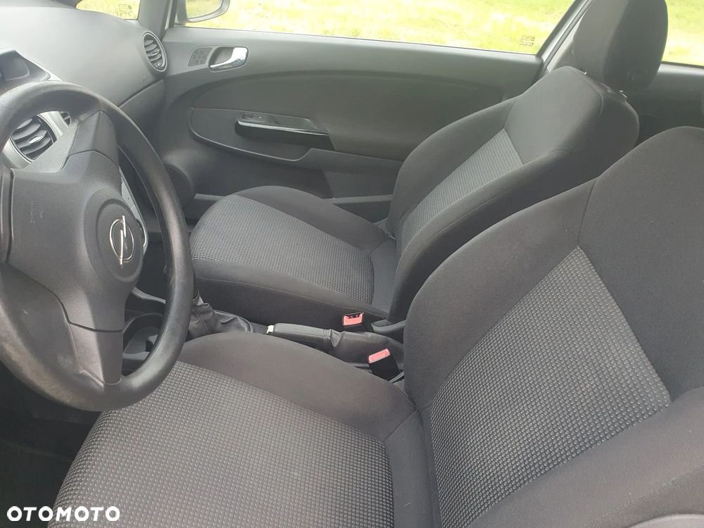 Opel Corsa - 10