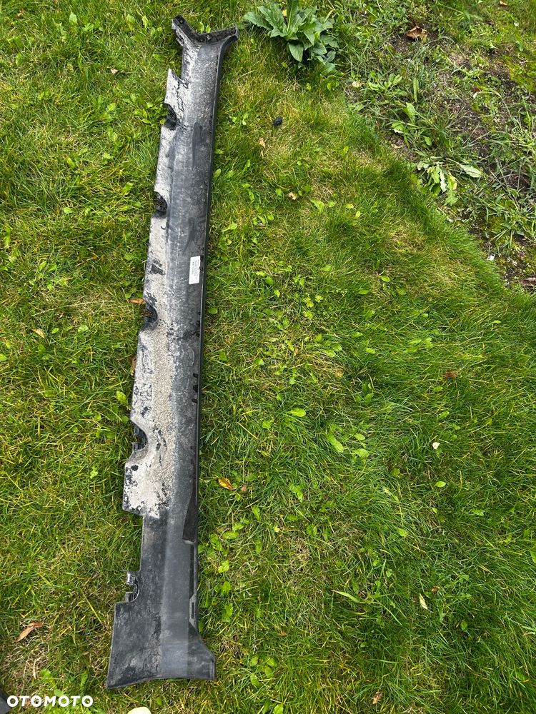 Listwa progowa lewa Mercedes GLC w253 - 2