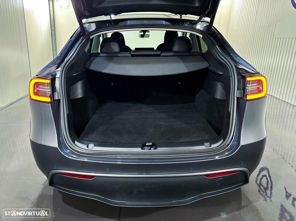 Tesla Model Y Long Range Dual Motor AWD - 55