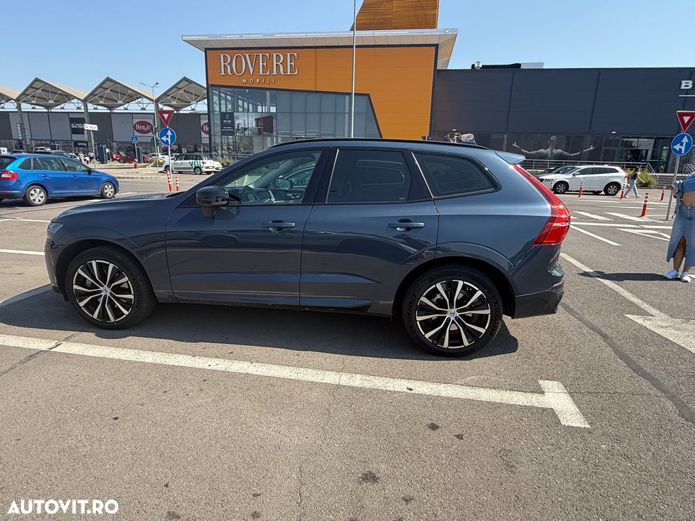 Volvo XC 60 B4 MHEV AT8 FWD R-Design - 8