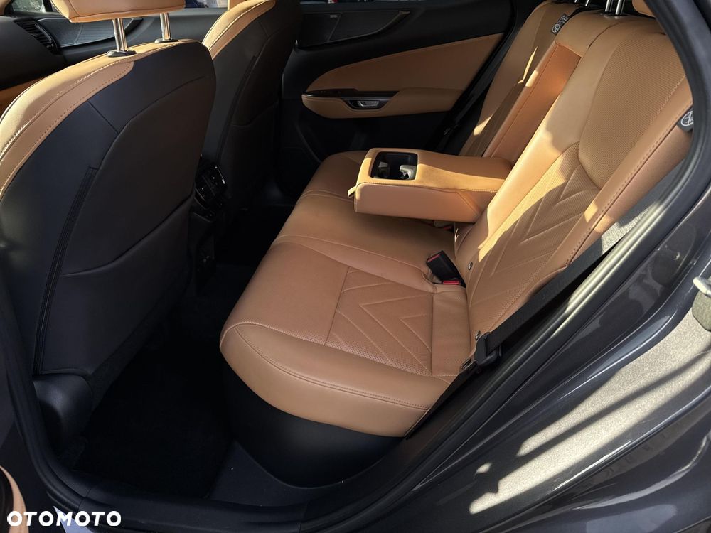 Lexus NX 350h Omotenashi AWD - 29