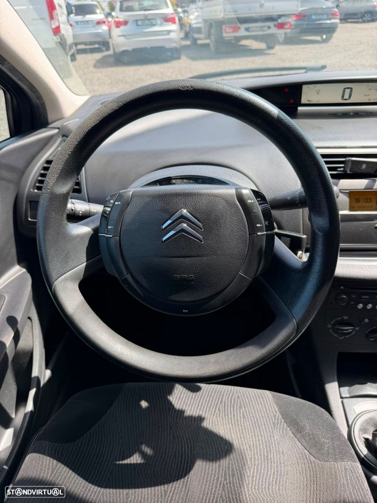 Citroën C4 1.6 HDi Attraction - 22