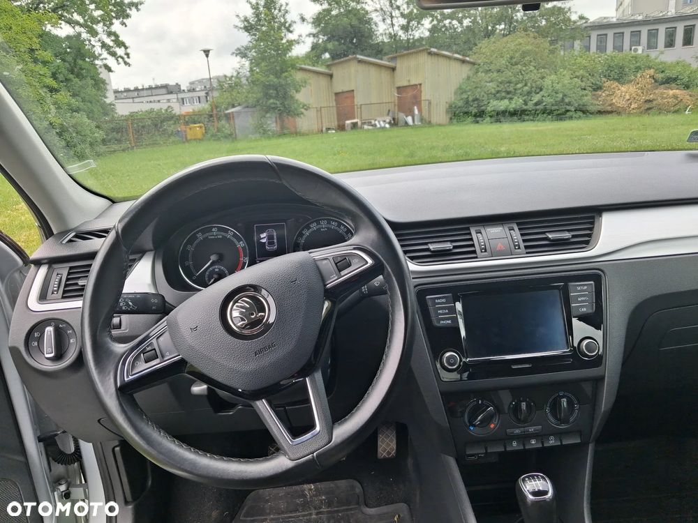 Skoda RAPID 1.0 TSI Ambition - 10
