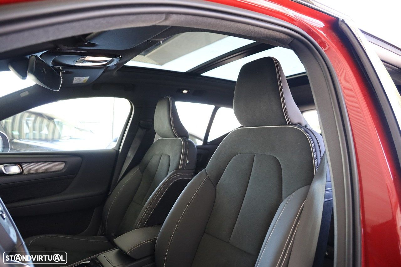 Volvo XC 40 Recharge Pro - 8