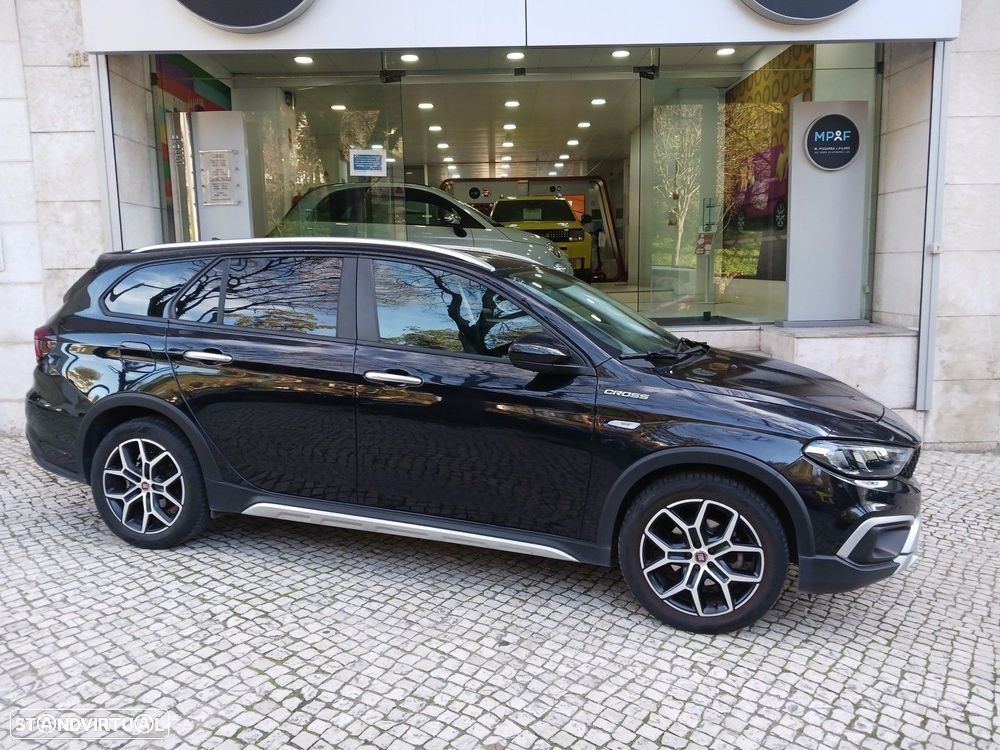 Fiat Tipo Station Wagon Cross 1.5 GSE T4 Cross DCT — fotografia 2