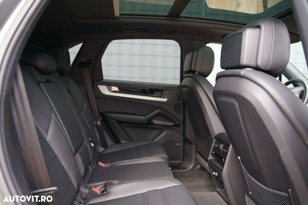 Porsche Cayenne E-Hybrid Tiptronic S - 11