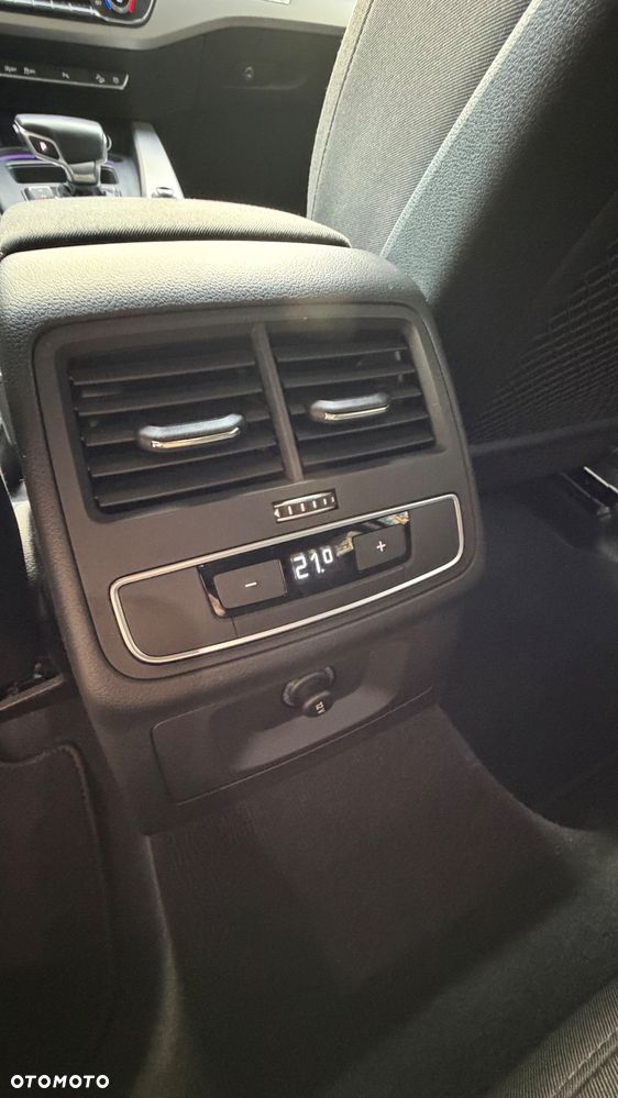 Audi A4 Allroad - 16