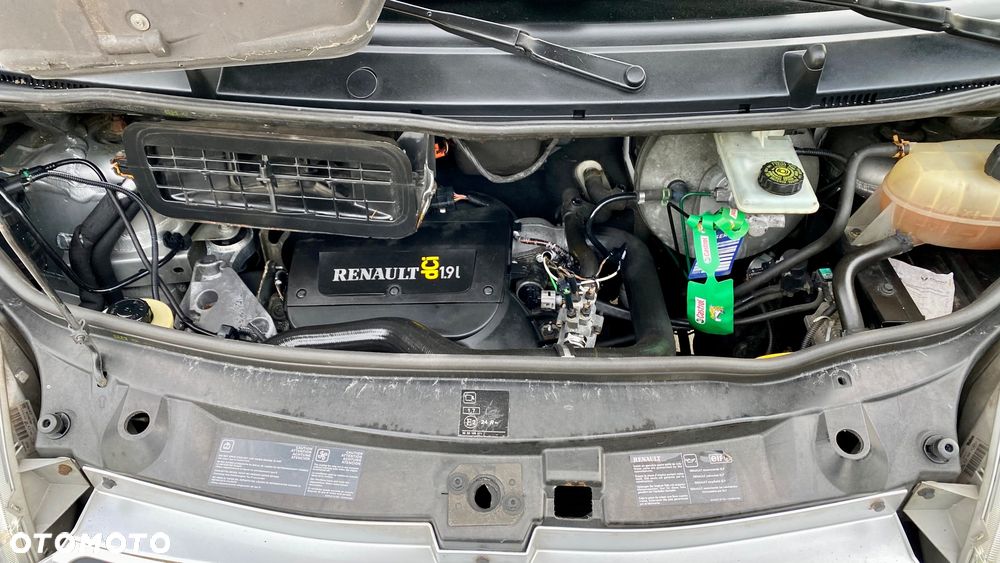 Renault Trafic Passenger Expression - 25