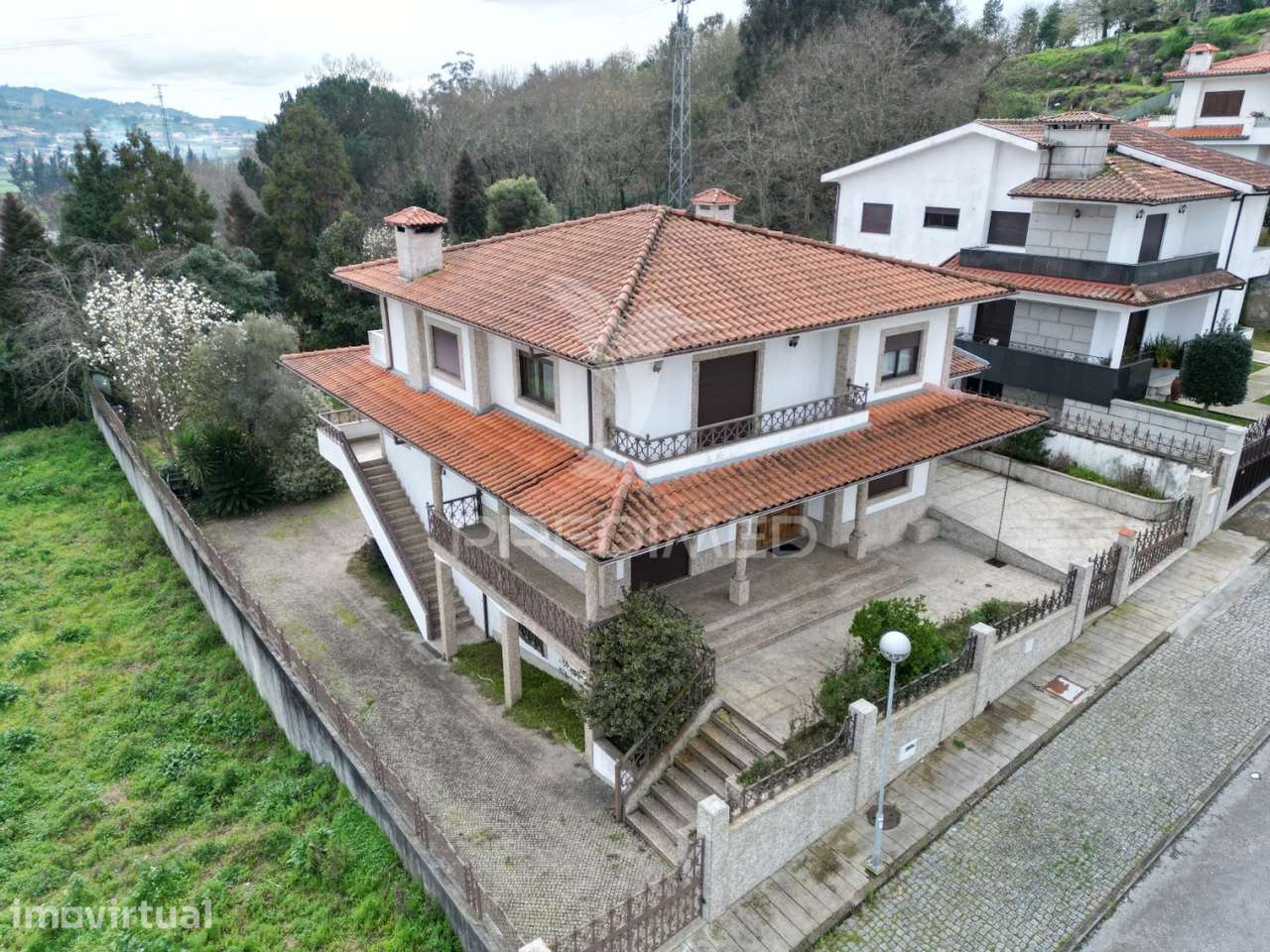 Moradia T3  em Creixomil - Guimarães - Grande imagem: 3/39