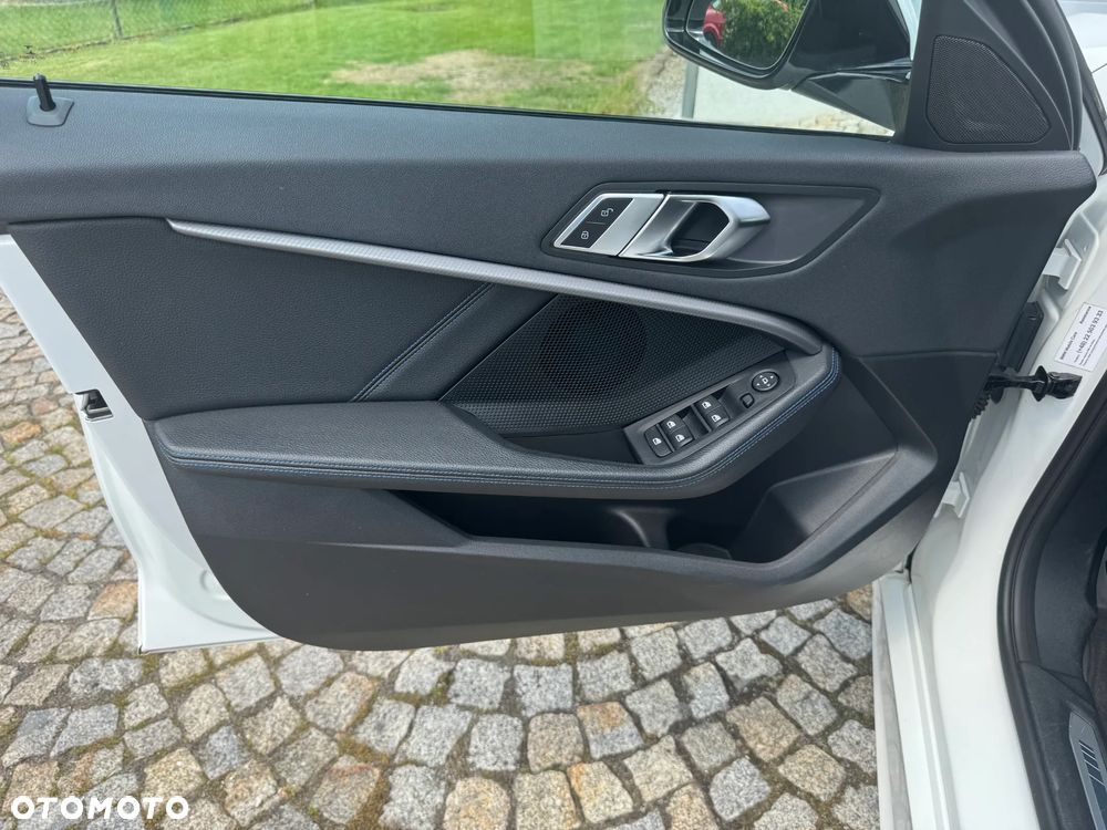 BMW Seria 1 118d M Sport - 9