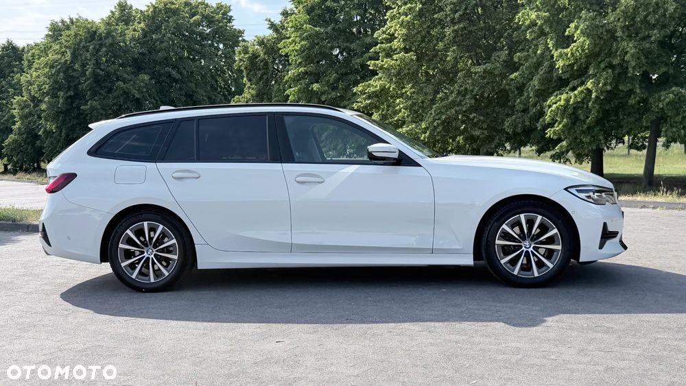 BMW Seria 3 318i Sport Line - 3