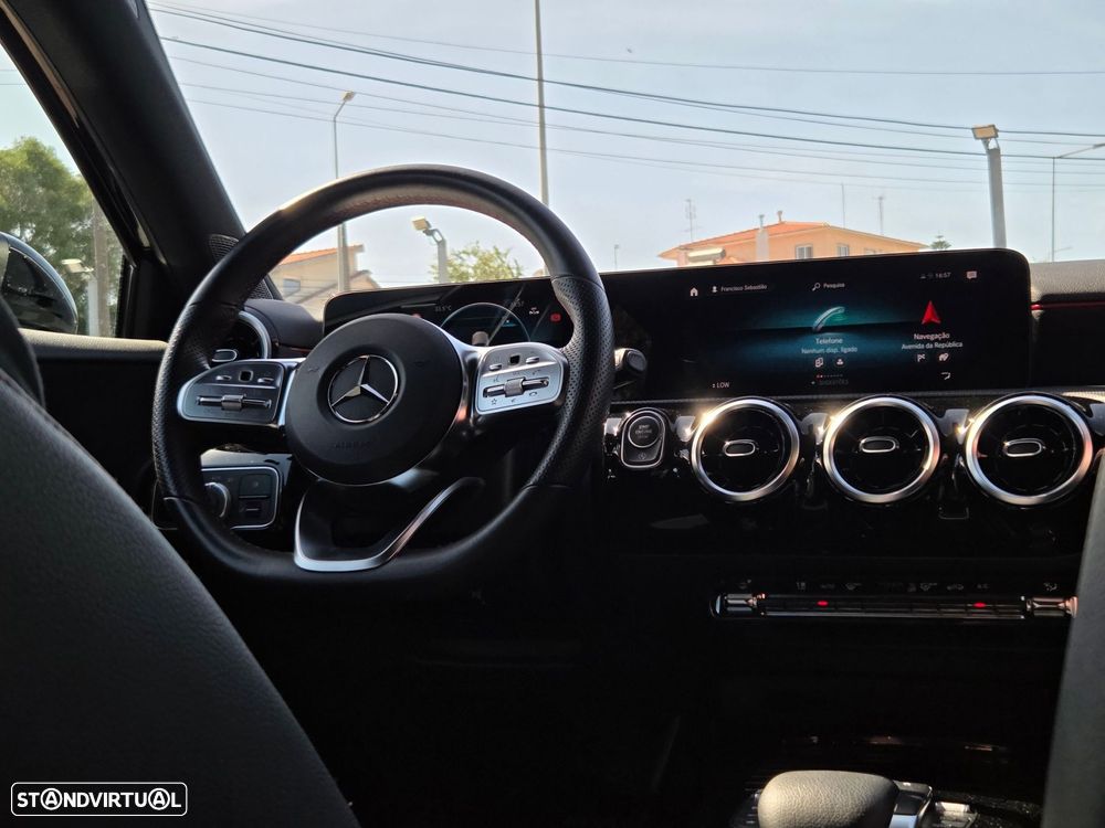 Mercedes-Benz A 180 d AMG Line Aut. - 33