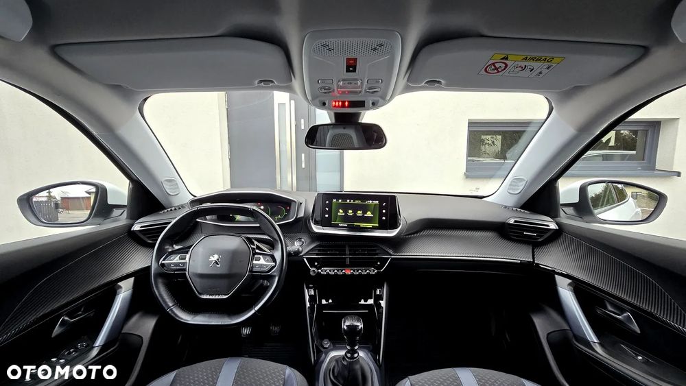 Peugeot 2008 PureTech 130 GPF Stop&Start Allure - 22