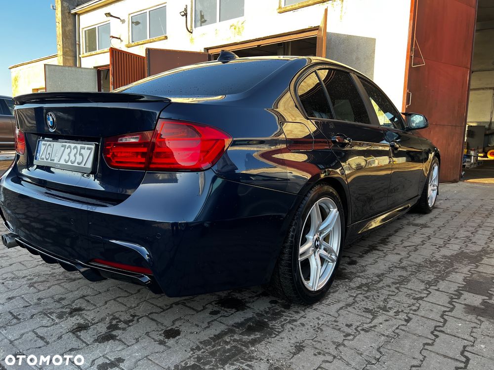 BMW Seria 3 320d - 15