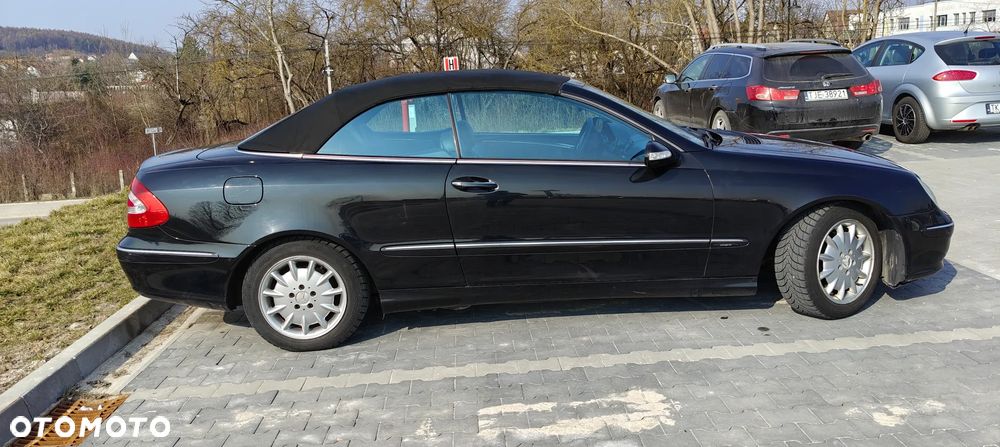 Mercedes-Benz CLK - 4
