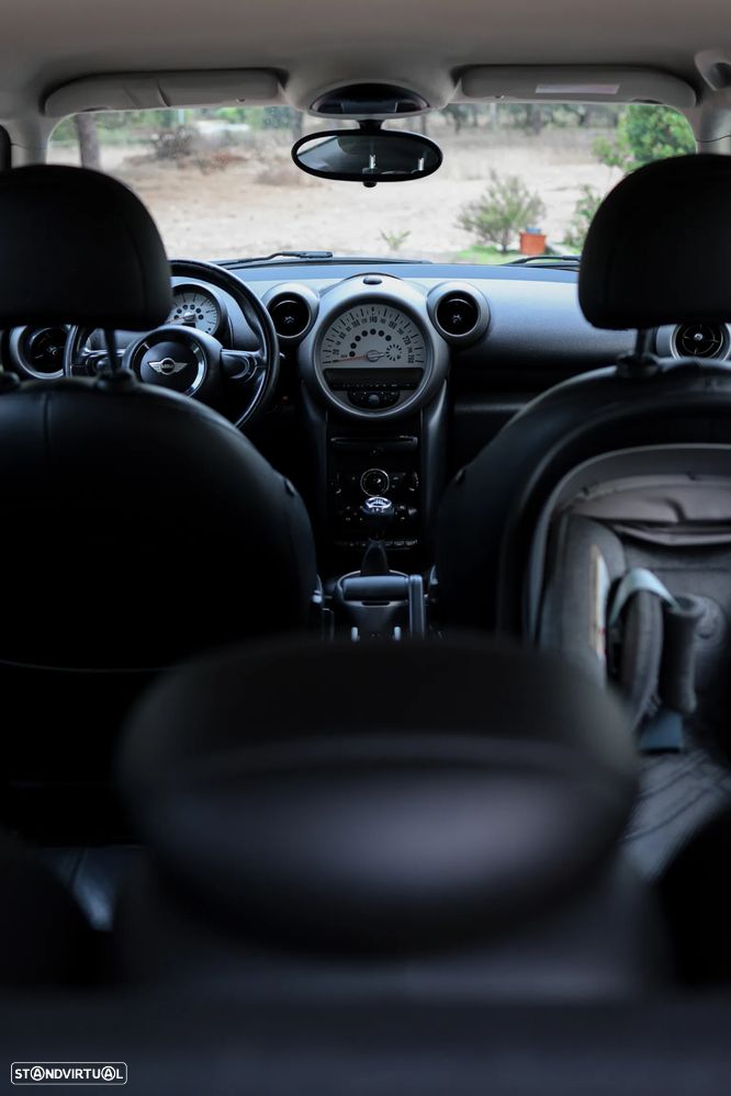MINI Countryman Cooper SD - 32