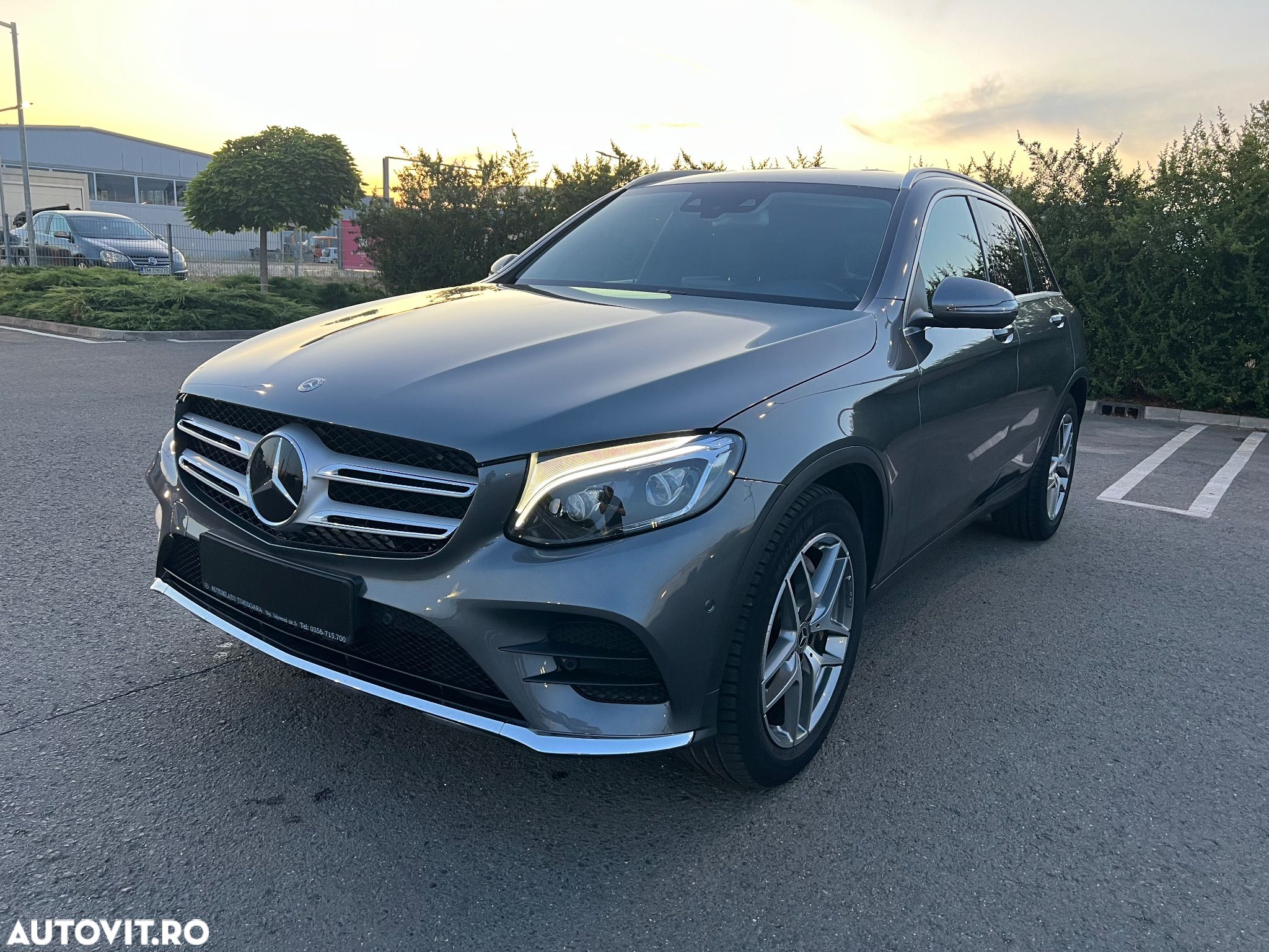 Mercedes-Benz GLC 250 4MATIC - 1