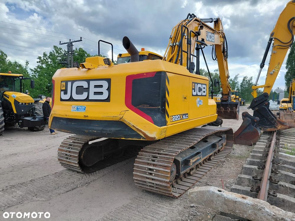 JCB JS220X - 8