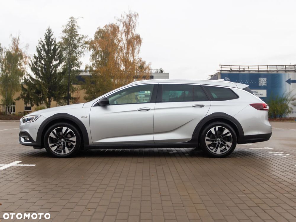 Opel Insignia 2.0 BiTrb D 4x4 Automatik Exclusive - 9