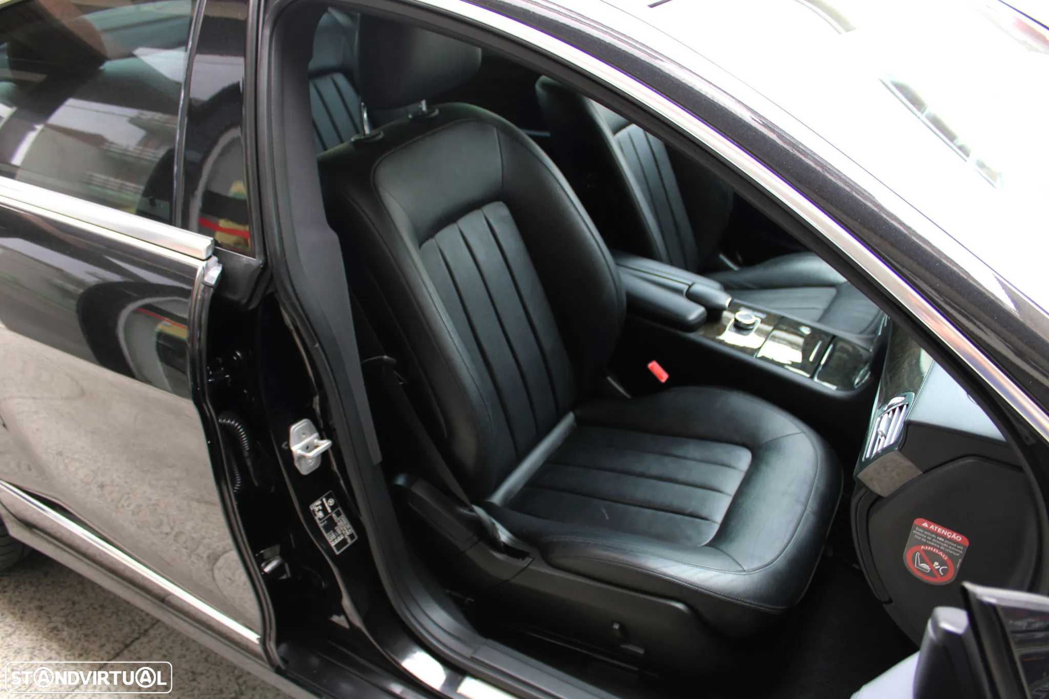 Mercedes-Benz CLS 350 BlueTEC - 28
