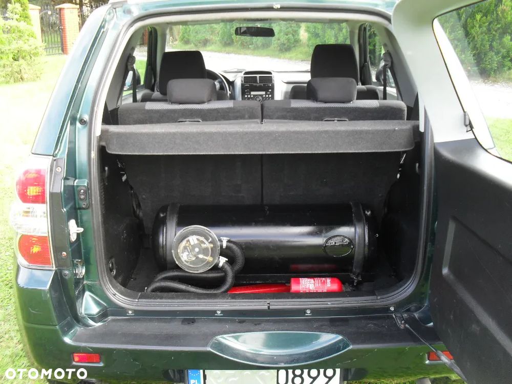 Suzuki Grand Vitara 1.6 - 19