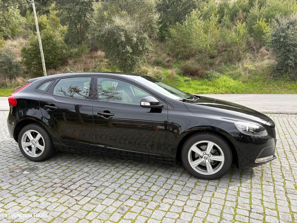 Volvo V40 2.0 D2 R-Design Momentum - 6
