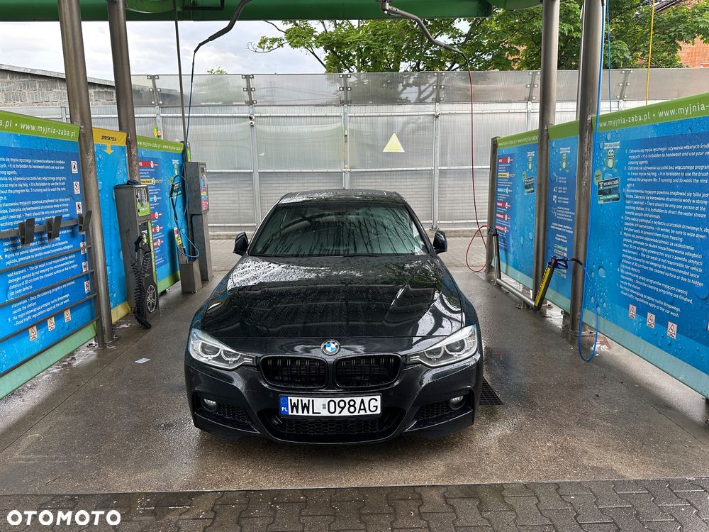 BMW Seria 3 335i xDrive Edition Sport - 1