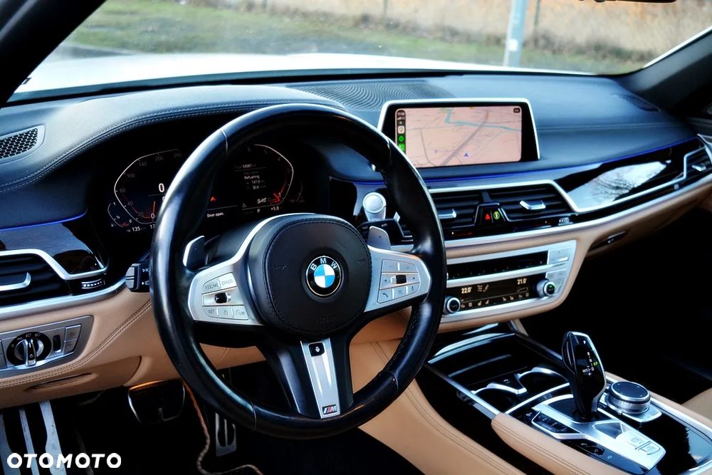 BMW Seria 7 750Li xDrive - 34