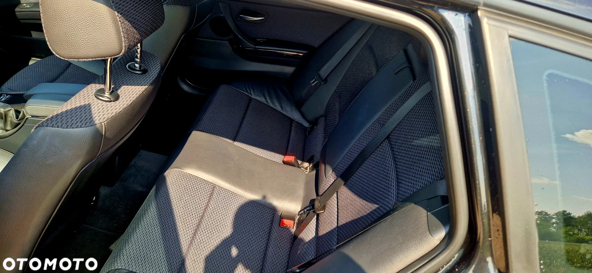 BMW Seria 3 320d DPF Touring - 29