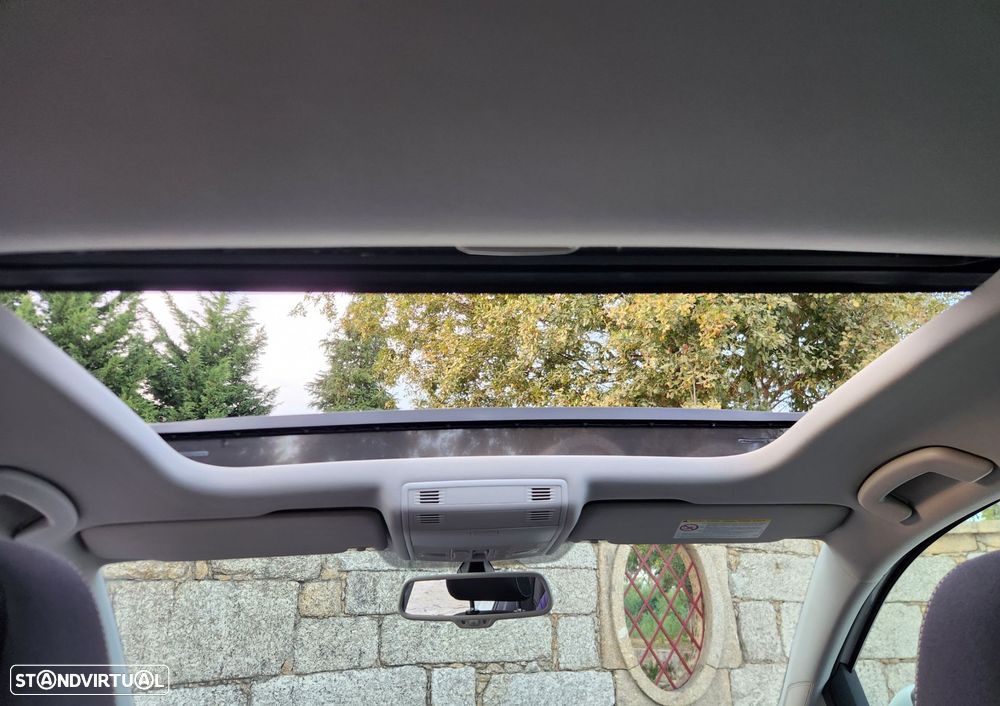 VW Golf 2.0 TDI BlueMotion Edition - 47
