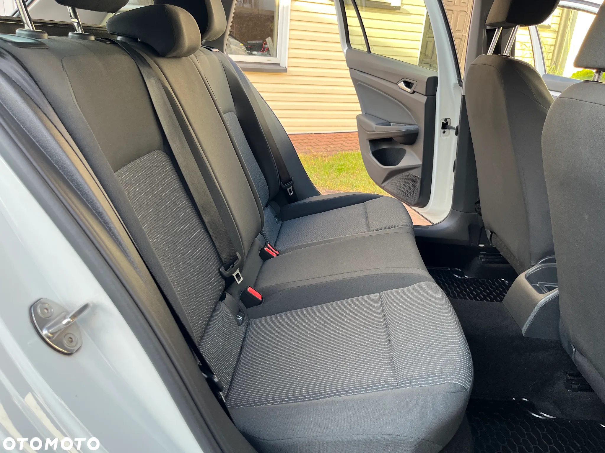Volkswagen Golf VIII 1.0 TSI Life - 21
