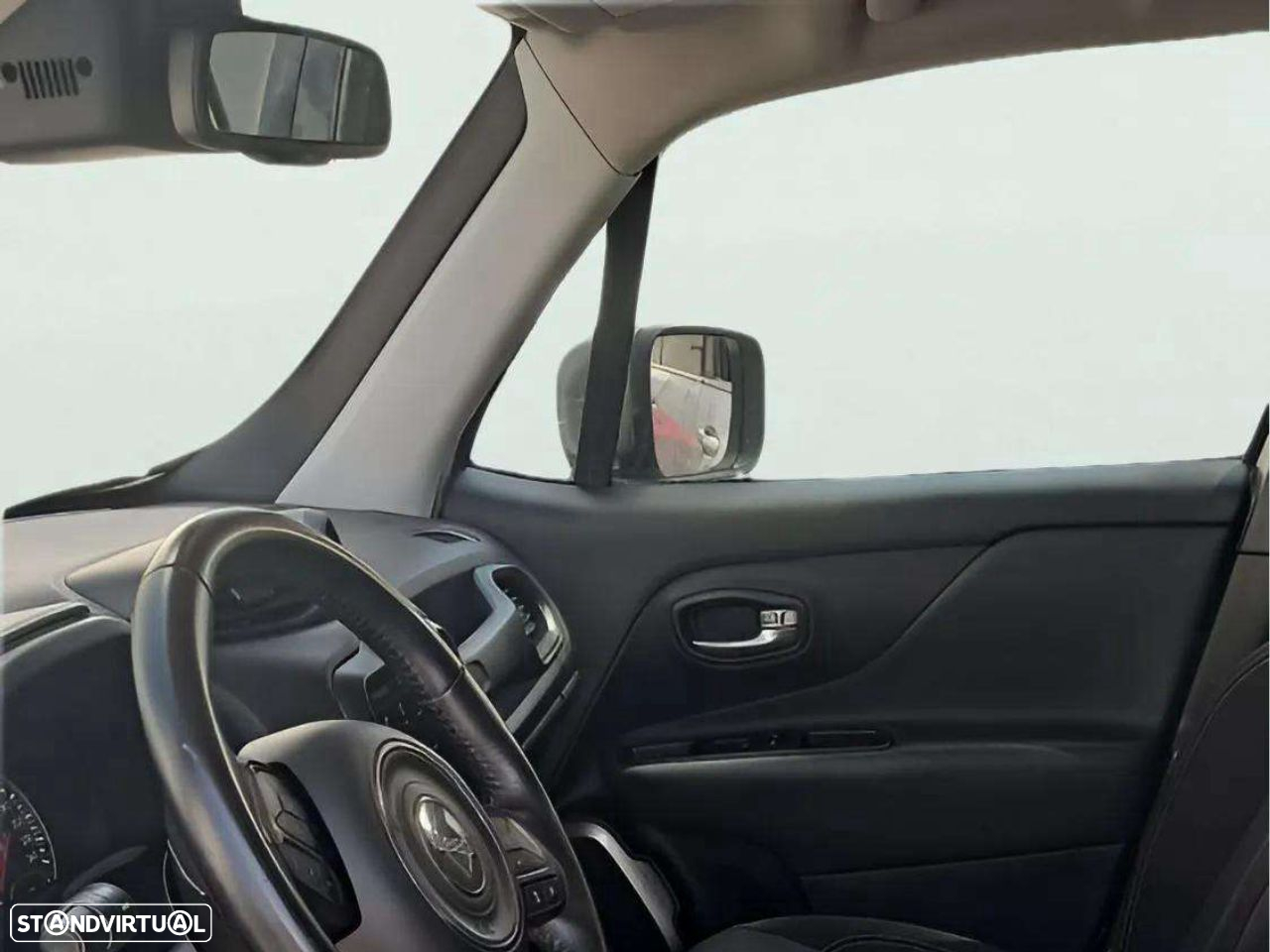 Jeep Renegade - 10