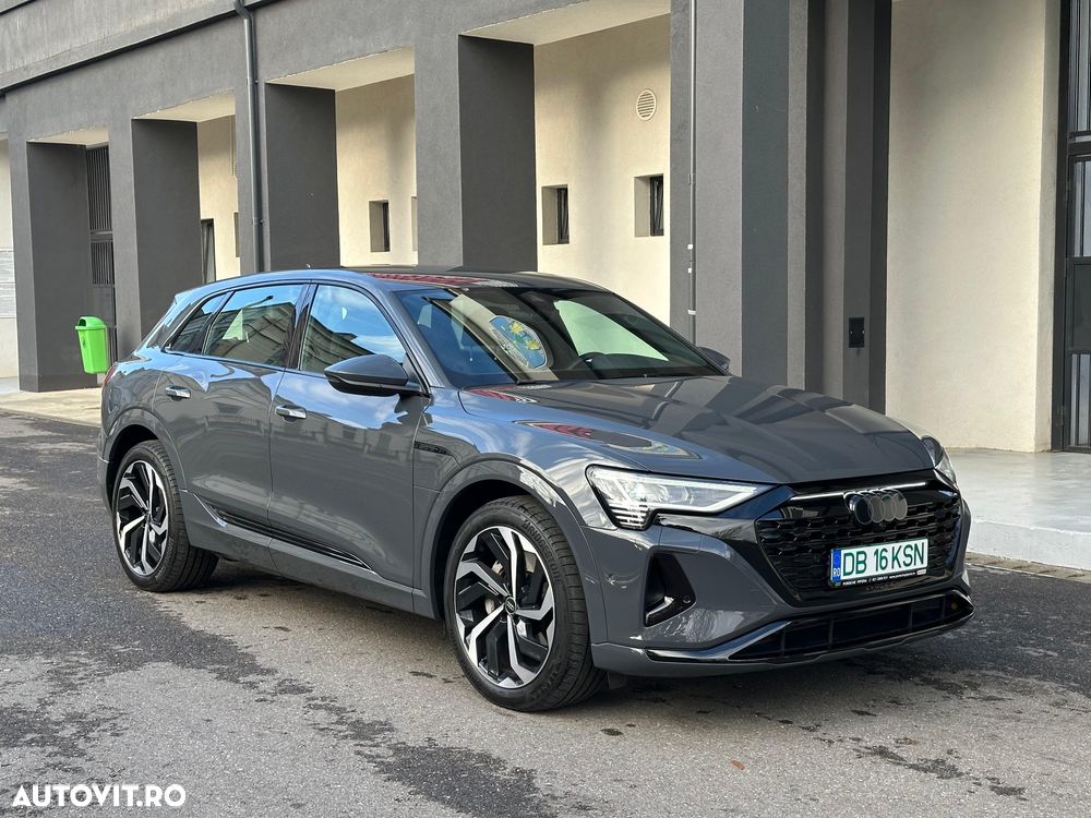 Audi Q8 e-tron 50 quattro S Line - 10