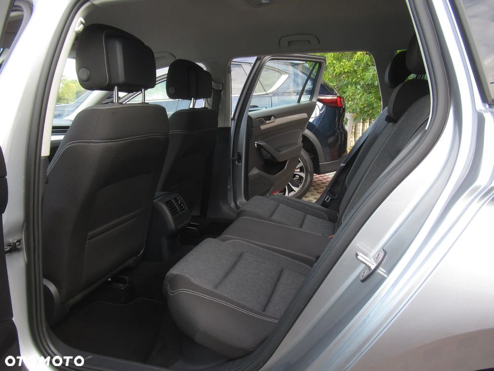 Volkswagen Passat 1.5 TSI EVO Business DSG - 7