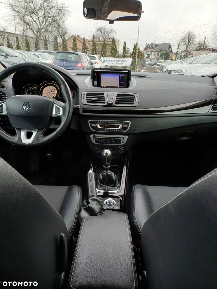 Renault Megane ENERGY TCe 115 Start & Stop Bose Edition - 17