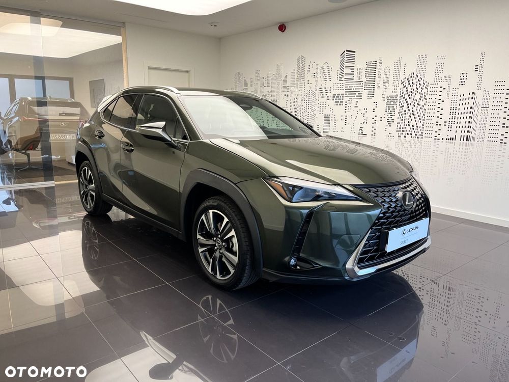 Lexus UX 300h Business - 8