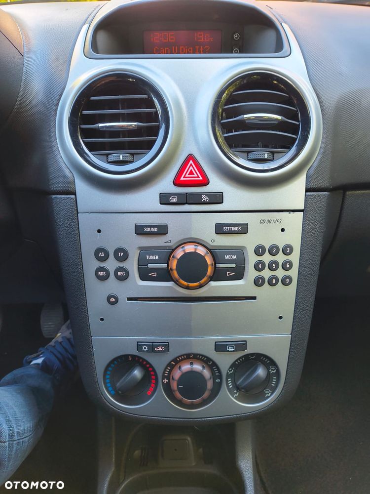 Opel Corsa - 7