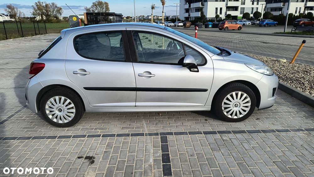 Peugeot 207 1.4 HDi Trendy Euro5 - 5