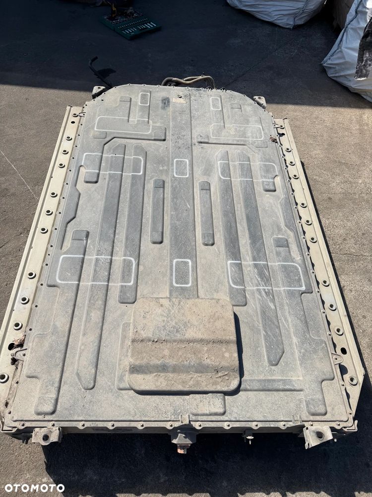 Transit  MK8 18-25r bateria NK48-10D689-AA-RR 75,7 KWh - 1