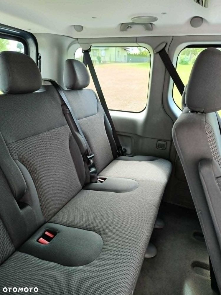 Opel Vivaro - 6