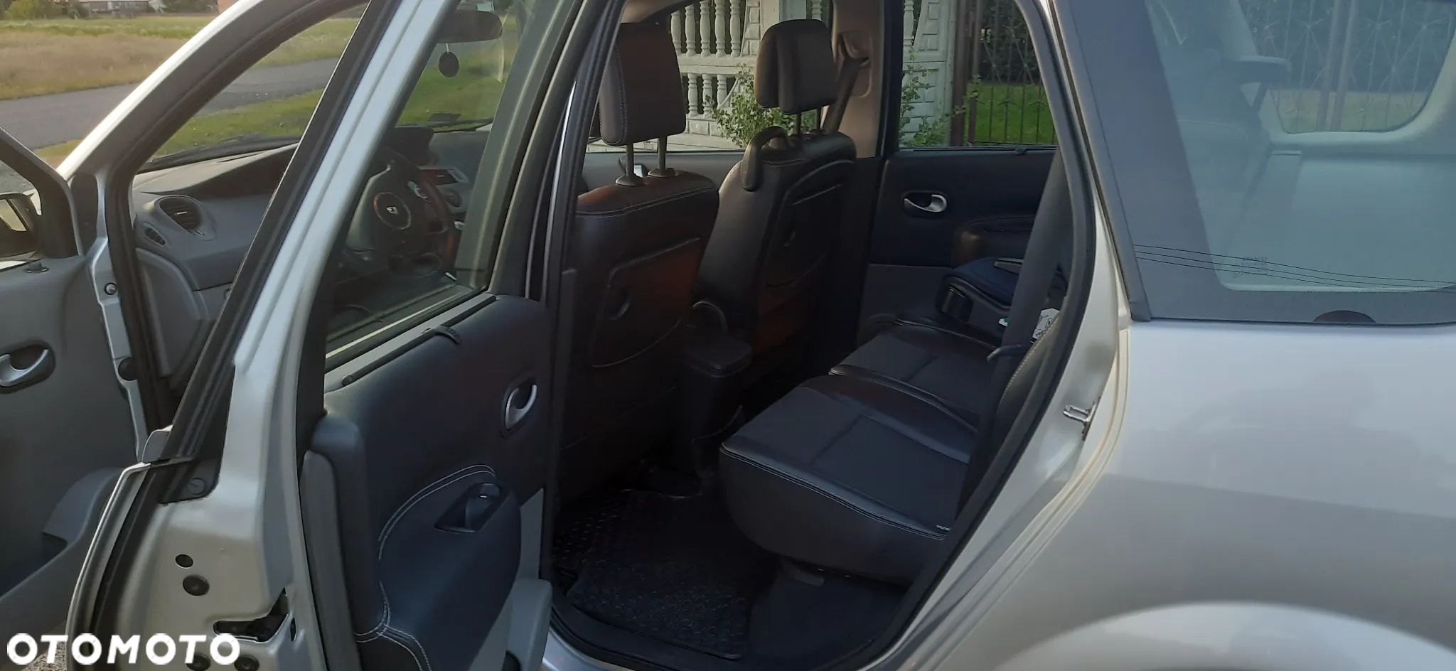 Renault Scenic 2.0T 16V Privilege - 14