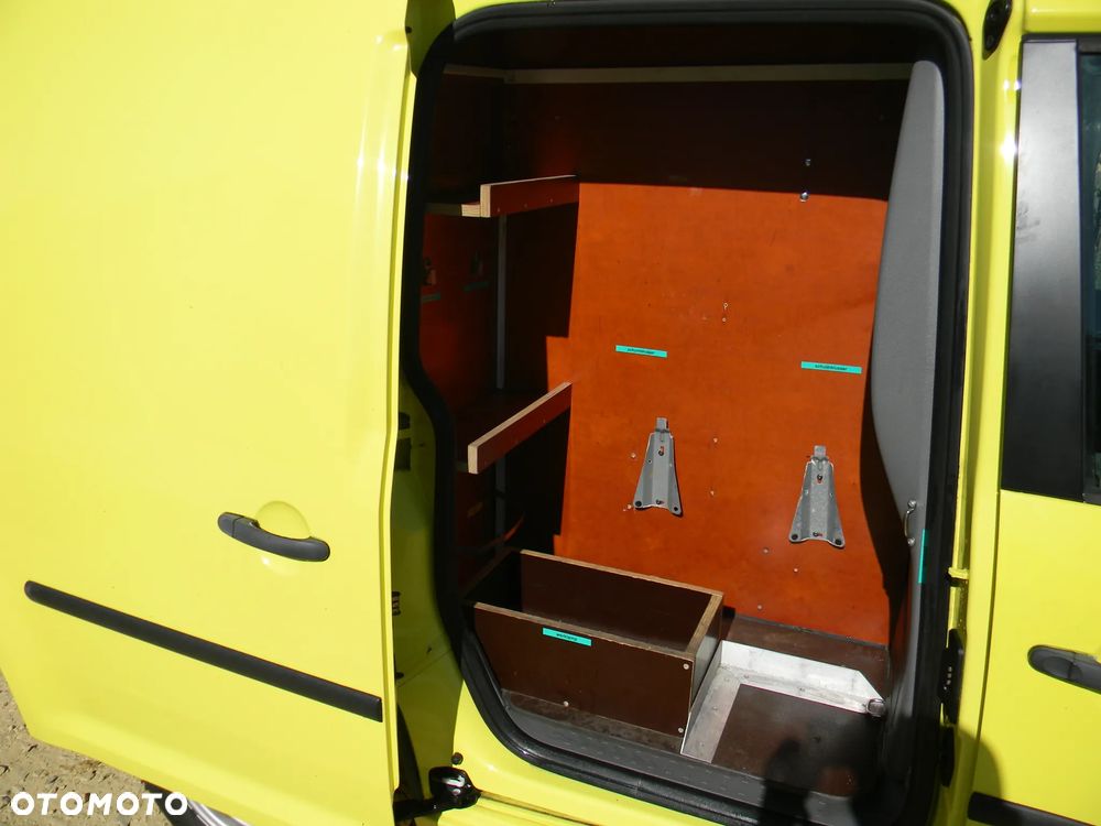 Volkswagen Transporter - 30
