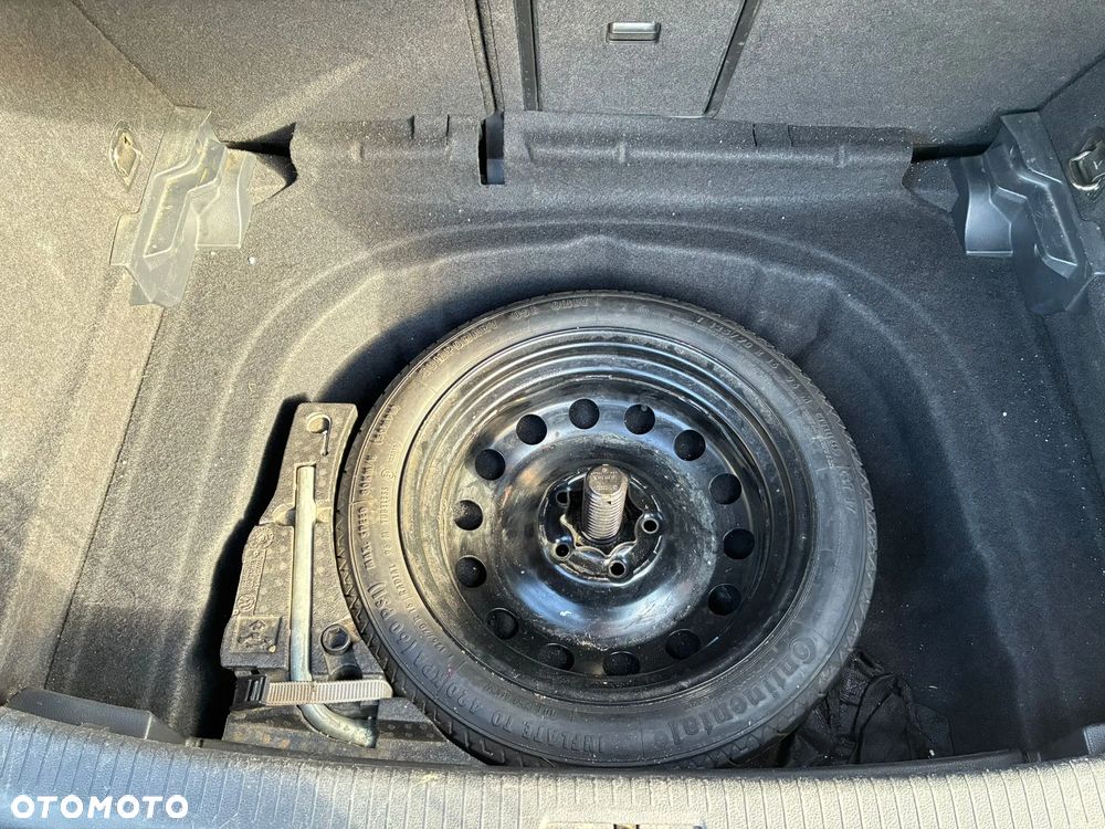 Volkswagen Golf 2.0 TDI BlueMotion Technology Edition - 12