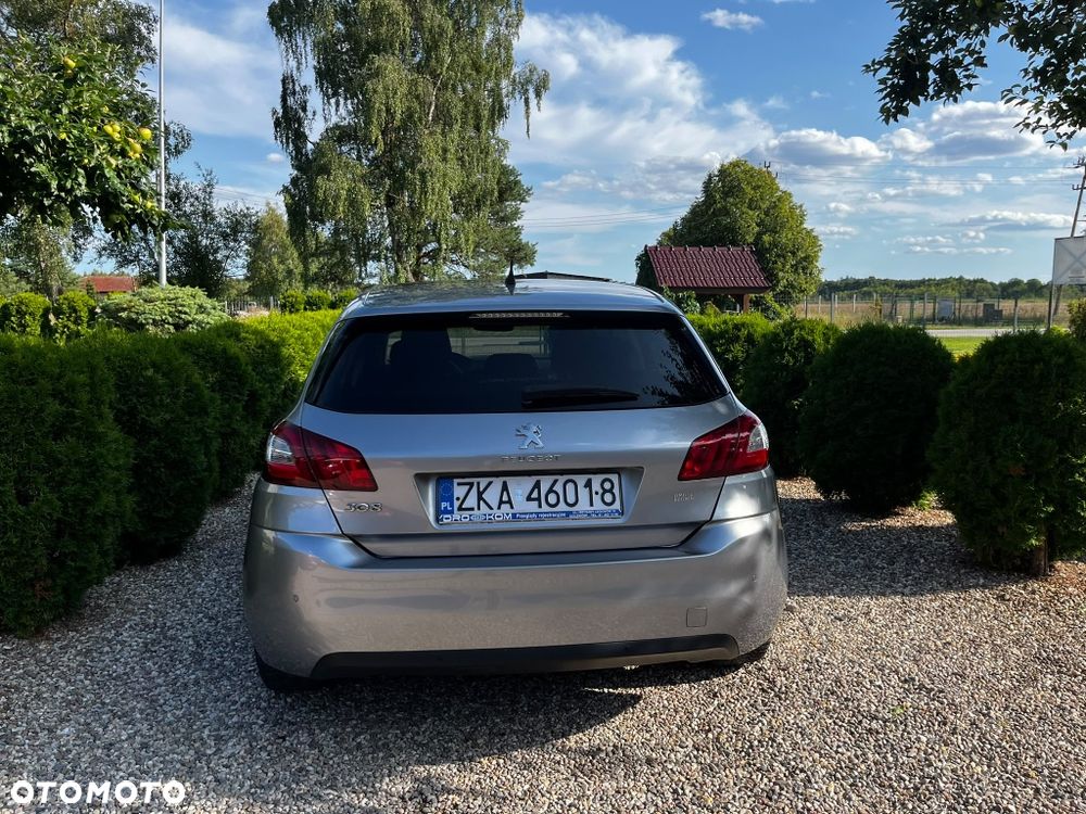 Peugeot 308 - 4