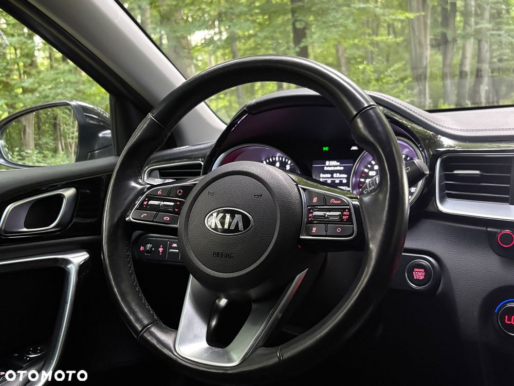 Kia Ceed 1.4 T-GDI L Business Line Plus DCT - 11