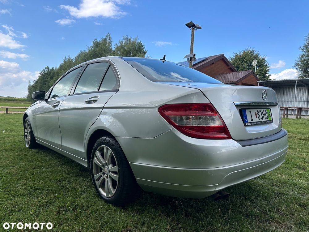 Mercedes-Benz Klasa C 180 Kompressor BlueEFFICIENCY - 7
