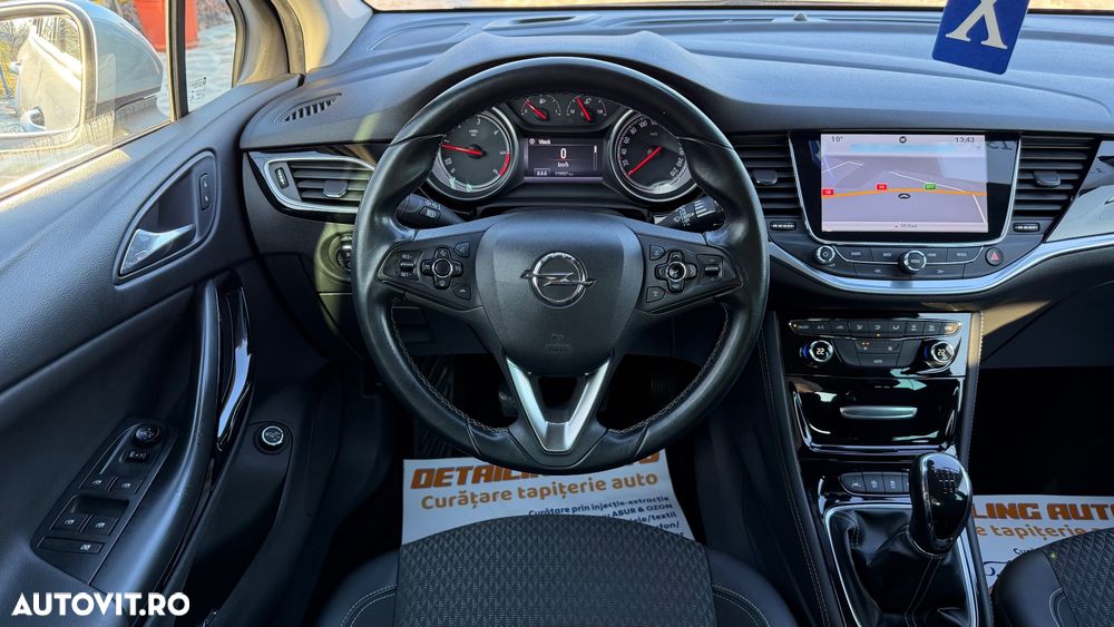 Opel Astra 1.6 D Start/Stop Sports Tourer Innovation - 12