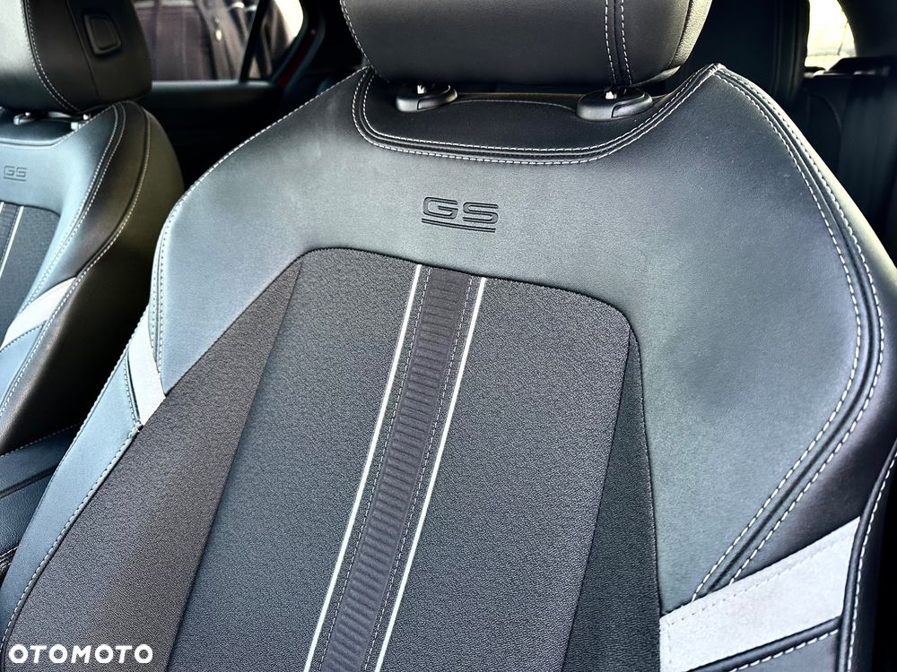 Opel Astra 1.2 Turbo GS - 8