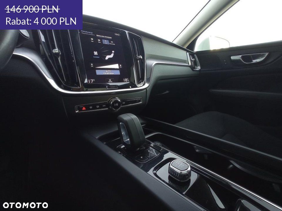 Volvo V60 Cross Country - 23